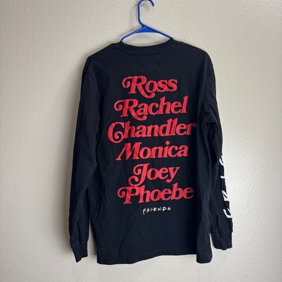 Other - Friends TV Vintage Shirt Size Medium